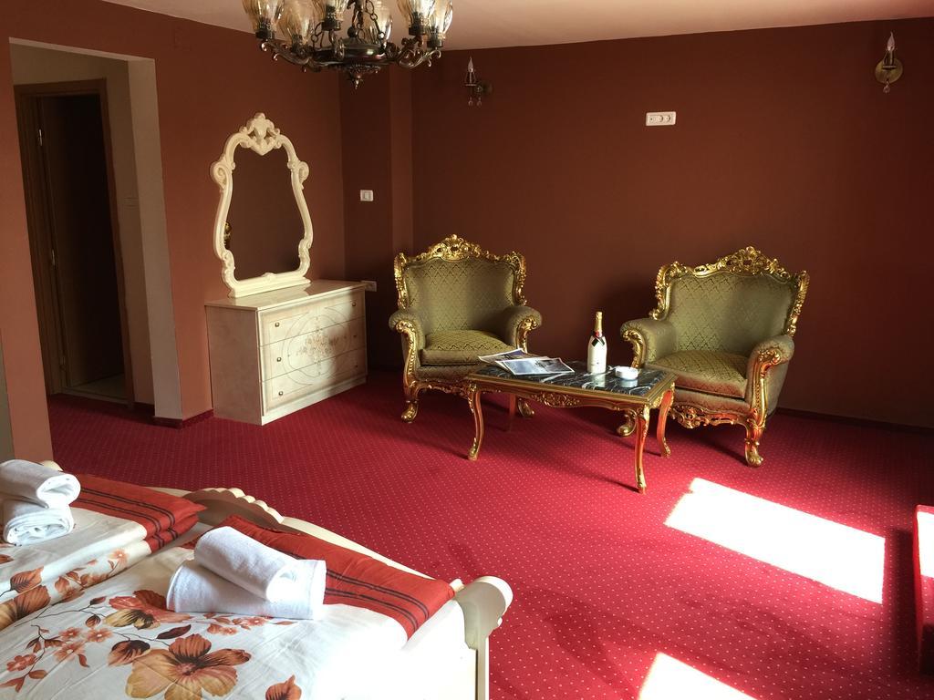 Hotel Le Baron ทิมิชัวรา ห้อง รูปภาพ